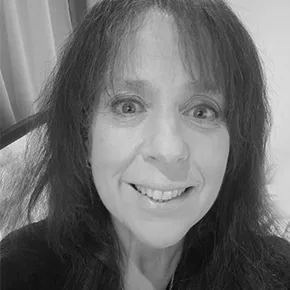 Naomi Stolow